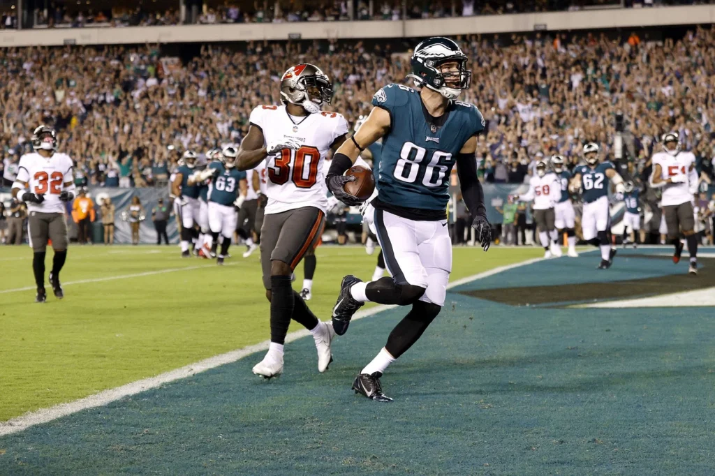  Zach Ertz Injury